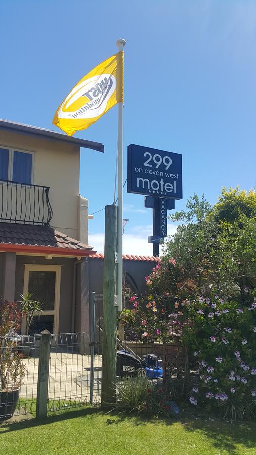 299 On Devon West Motel New Plymouth Buitenkant foto