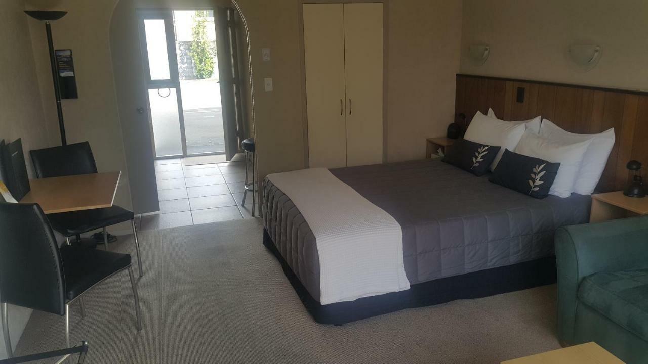 299 On Devon West Motel New Plymouth Buitenkant foto